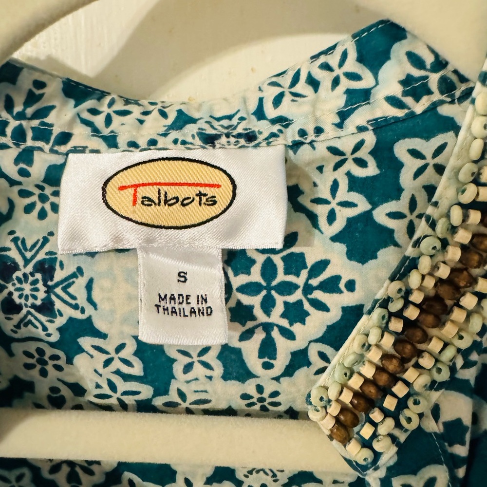 Talbots top. - Picture 5 of 5